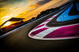 Trackwalk
 | SRO / TWENTY-ONE CREATION - Jules Benichou