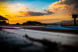 Trackwalk
 | SRO / TWENTY-ONE CREATION - Jules Benichou