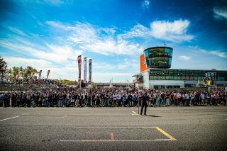 Course 1, Grid Walk
 | © SRO - TWENTY-ONE CREATION | Jules Benichou