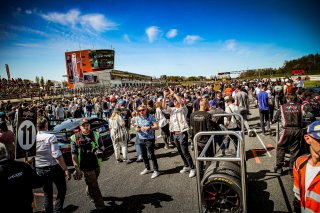 Ambiance, Course 1, Grid Walk
 | © SRO - TWENTY-ONE CREATION | Jules Benichou