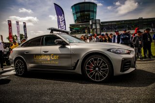 Course 2, Grid Walk
 | © SRO - TWENTY-ONE CREATION | Jules Benichou