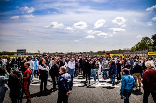 Ambiance, Course 2, Grid Walk
 | © SRO - TWENTY-ONE CREATION | Jules Benichou