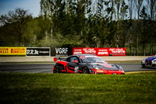 #43 - JSB Competition - Jean-Laurent Navarro - Pierre-Arnaud Navarro - Porsche 718 Cayman GT4 RS CS - AM, Course 2, GT4 France
 | © SRO - TWENTY-ONE CREATION | Jules Benichou