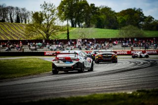 #17 - L'ESPACE BIENVENUE - Benjamin Lessennes - Ricardo Van Der Ende - BMW M4 GT4 (G82) - SILVER, Course 2, GT4 France
 | © SRO - TWENTY-ONE CREATION | Jules Benichou