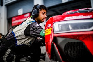 #67 - Sainteloc Racing - Erwan Bastard - Viny Beltramelli - Audi R8 LMS GT4 - Silver, Essais Libres 1, FFSA GT, Pitlane
 | © SRO - TWENTY-ONE CREATION | Jules Benichou