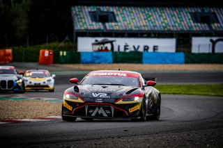 #7 - Mirage Racing - Romain Carton - Louis Meric - Aston Martin Vantage AMR GT4 - Silver, Essais Libres 2, FFSA GT
 | © SRO - TWENTY-ONE CREATION | Jules Benichou