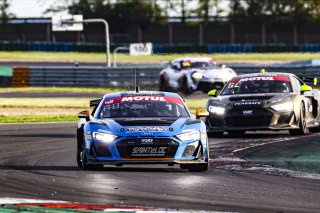 #42 - Sainteloc Racing - Gregory Guilvert - Christophe Hamon - Audi R8 LMS GT4 - Pro-Am, Course 1, GT4
 | © SRO / Patrick Hecq Photography