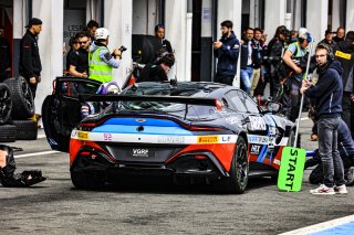 Course 2, Pitlane
 | © SRO / Patrick Hecq Photography