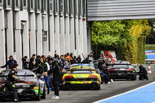 Course 2, Pitlane
 | © SRO / Patrick Hecq Photography