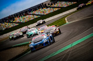 #42 - Sainteloc Racing - Gregory Guilvert - Christophe Hamon - Audi R8 LMS GT4 - Pro-Am, Course 2, FFSA GT
 | © SRO - TWENTY-ONE CREATION | Jules Benichou