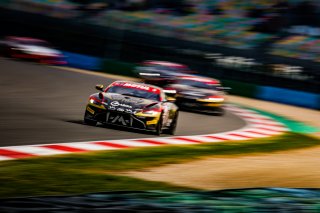 #5 - Mirage Racing - Ruben Del Sarte - David Kullmann - Aston Martin Vantage AMR GT4 - Silver, Course 2, FFSA GT
 | © SRO - TWENTY-ONE CREATION | Jules Benichou