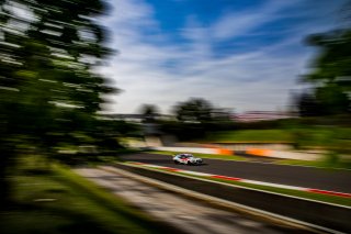 #17 - L'ESPACE BIENVENUE - Benjamin Lessennes - Ricardo Van Der Ende - BMW M4 GT4 (G82) - Silver, Essais Qualificatifs, FFSA GT
 | © SRO - TWENTY-ONE CREATION | Jules Benichou
