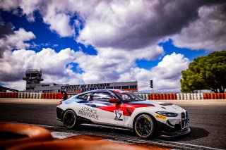 #17 - L'ESPACE BIENVENUE - Benjamin Lessennes - Ricardo Van Der Ende - BMW M4 GT4 (G82) - Silver, FFSA GT
 | © SRO - TWENTY-ONE CREATION | Jules Benichou