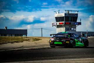 #64 - Vic'Team - Eric Trémoulet - Olivier Jouffret - Mercedes AMG GT4 - Pro-Am, FFSA GT
 | © SRO - TWENTY-ONE CREATION | Jules Benichou