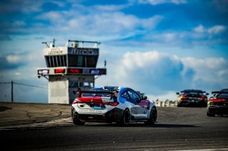 #17 - L'ESPACE BIENVENUE - Benjamin Lessennes - Ricardo Van Der Ende - BMW M4 GT4 (G82) - Silver, FFSA GT
 | © SRO - TWENTY-ONE CREATION | Jules Benichou