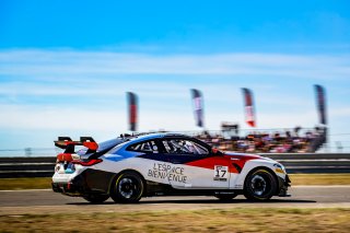 #17 - L'ESPACE BIENVENUE - Benjamin Lessennes - Ricardo Van Der Ende - BMW M4 GT4 (G82) - Silver, Course 2, FFSA GT
 | © SRO - TWENTY-ONE CREATION | Jules Benichou