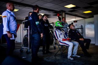 #17 - L'ESPACE BIENVENUE - Benjamin Lessennes - Ricardo Van Der Ende - BMW M4 GT4 (G82) - Silver, Course 2, FFSA GT
 | © SRO - TWENTY-ONE CREATION | Jules Benichou