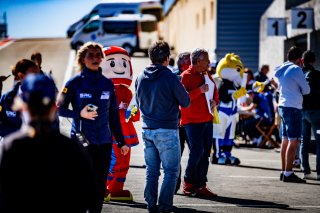 Ambiance, Autographe Session, FFSA GT
 | &copy;&nbsp;SRO - TWENTY-ONE CREATION | Jules Benichou