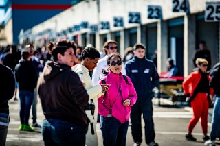 Ambiance, Autographe Session, FFSA GT
 | © SRO - TWENTY-ONE CREATION | Jules Benichou