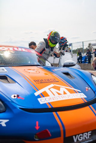 #29 - CMR - Milan Petelet - Hugo Mogica - Porsche 718 Cayman GT4 RS CS - Silver, GT4 France, Race 1
 | ©SRO/ JULES BEAUMONT