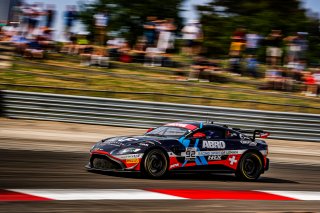 #92 - Racing Spirit Of Léman - Victor Weyrich - Mateo Villagomez - Aston Martin Vantage AMR GT4 - Silver, Course 1, GT4 France
 | © SRO - TWENTY-ONE CREATION | Jules Benichou