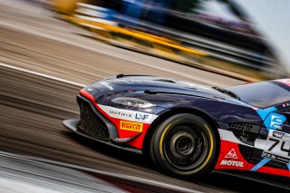 #74 - Racing Spirit Of Léman - Ronald Basso  - Clément Dub - Aston Martin Vantage AMR GT4 - Am, Course 1, GT4 France
 | © SRO - TWENTY-ONE CREATION | Jules Benichou