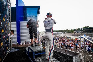 #17 - L'ESPACE BIENVENUE - Ricardo Van Der Ende - Benjamin Lessennes - BMW M4 GT4 (G82) - Silver, Course 1, GT4 France, Podium
 | © SRO - TWENTY-ONE CREATION | Jules Benichou