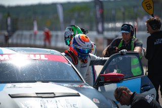 #17 - L'ESPACE BIENVENUE - Ricardo Van Der Ende - Benjamin Lessennes - BMW M4 GT4 (G82) - Silver, Course 2, GT4 France
 | ©SRO/ JULES BEAUMONT