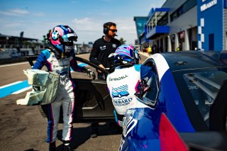 #21 - Debard Automobiles By Racetivity - Carla Debard - Eric Debard - BMW M4 GT4 (G82) - Am, Course 2, GT4 France
 | ©SRO/ JULES BEAUMONT