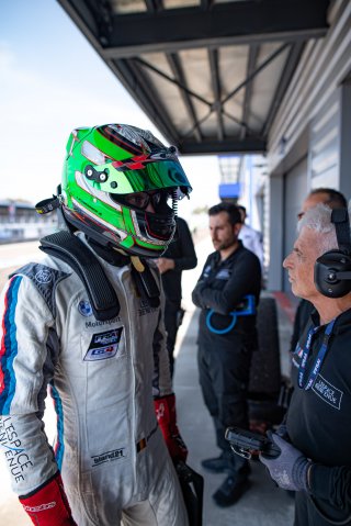 #17 - L'ESPACE BIENVENUE - Ricardo Van Der Ende - Benjamin Lessennes - BMW M4 GT4 (G82) - Silver, Course 2, GT4 France
 | ©SRO/ JULES BEAUMONT