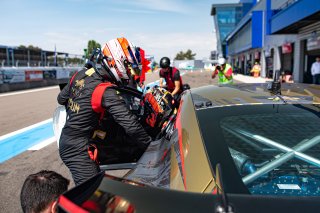 #5 - Mirage Racing - Romain Carton - David Kullmann - Aston Martin Vantage AMR GT4 - Pro-Am, Course 2, GT4 France
 | ©SRO/ JULES BEAUMONT