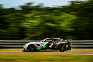 #98 - AGS Events - Christophe Carrière  - Didier Dumaine - Aston Martin Vantage AMR GT4 - Am, Course 2, GT4 France
 | © SRO - TWENTY-ONE CREATION | Jules Benichou