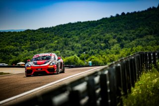 #43 - JSB Compétition - Pierre-Arnaud Navarro - Jean-Laurent Navarro - Porsche 718 Cayman GT4 RS CS - Am, Course 2, GT4 France
 | © SRO - TWENTY-ONE CREATION | Jules Benichou