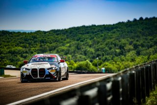 #17 - L'ESPACE BIENVENUE - Ricardo Van Der Ende - Benjamin Lessennes - BMW M4 GT4 (G82) - Silver, Course 2, GT4 France
 | © SRO - TWENTY-ONE CREATION | Jules Benichou