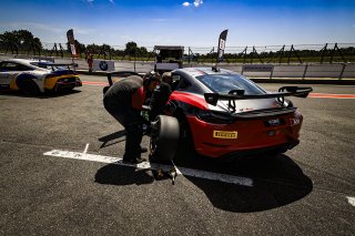 #43 - JSB Compétition - Pierre-Arnaud Navarro - Jean-Laurent Navarro - Porsche 718 Cayman GT4 RS CS - Am, Essais Libres 2, FFSA GT
 | © SRO / Patrick Hecq Photography