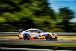#16 - Matmut Evolution - Gabriela Jilkova - Lucile Cypriano - Toyota GR Supra GT4 EVO - Pro-Am, Essais Qualificatifs, FFSA GT
 | &copy;&nbsp;SRO - TWENTY-ONE CREATION | Jules Benichou
