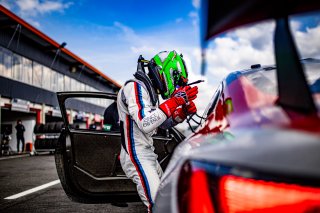 #17 - L'ESPACE BIENVENUE - Ricardo Van Der Ende - Benjamin Lessennes - BMW M4 GT4 (G82) - Silver, Course 2, FFSA GT
 | © SRO - TWENTY-ONE CREATION | Jules Benichou