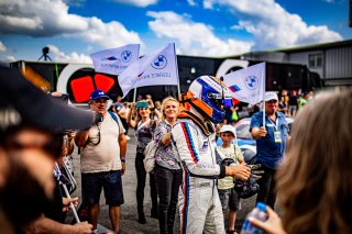 #17 - L'ESPACE BIENVENUE - Ricardo Van Der Ende - Benjamin Lessennes - BMW M4 GT4 (G82) - Silver, Course 2, FFSA GT
 | © SRO - TWENTY-ONE CREATION | Jules Benichou