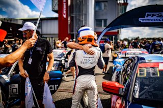 #17 - L'ESPACE BIENVENUE - Ricardo Van Der Ende - Benjamin Lessennes - BMW M4 GT4 (G82) - Silver, Course 2, FFSA GT
 | © SRO - TWENTY-ONE CREATION | Jules Benichou