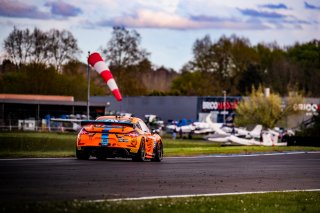 #75 - AV RACING - Thomas Laurent - Noam Abramczyk - Porsche 718 Cayman GT4 RS CS - Pro-Am, Essais Libres 2, FFSA GT
 | © SRO - TWENTY-ONE CREATION | Jules Benichou