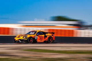 #75 - AV RACING - Thomas Laurent - Noam Abramczyk - Porsche 718 Cayman GT4 RS CS - Pro-Am, FFSA GT
 | © SRO - TWENTY-ONE CREATION | Jules Benichou