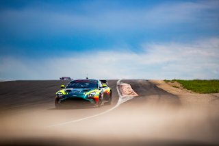 #92 - Racing Spirit Of Léman - Clément Dub - Ronald Basso - Aston Martin Vantage AMR GT4 EVO - Am, FFSA GT
 | © SRO - TWENTY-ONE CREATION | Jules Benichou