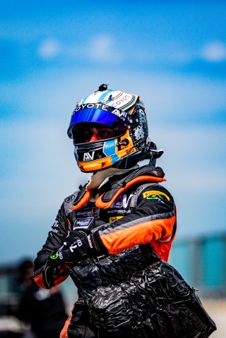 #75 - AV RACING - Thomas Laurent - Noam Abramczyk - Porsche 718 Cayman GT4 RS CS - Pro-Am, FFSA GT
 | &copy;&nbsp;SRO - TWENTY-ONE CREATION | Jules Benichou