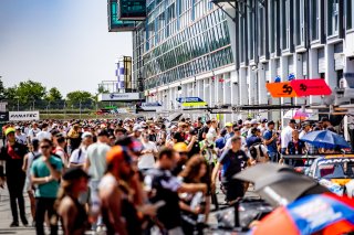 Ambiance, Pit Walk
 | TWENTY-ONE CREATION