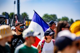 Ambiance, Pit Walk
 | TWENTY-ONE CREATION