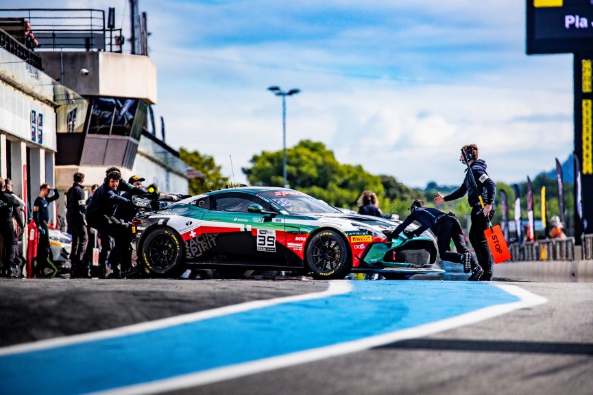 #39 - Racing Spirit Of Léman - Baudouin Detout - Oskar Kristensen - Aston Martin Vantage AMR GT4 EVO - Silver, FFSA GT
