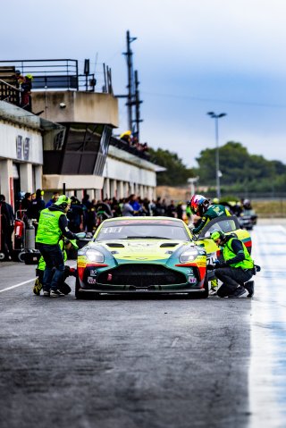 #74 - Racing Spirit Of L&eacute;man - Victor Weyrich - Mateo Villagomez - Aston Martin Vantage AMR GT4 EVO - Silver, FFSA GT
 | TWENTY-ONE CREATION