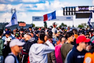 AMBIANCE, GRID WALK
 | TWENTY-ONE CREATION