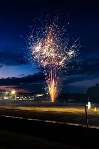 AMBIANCE, FIREWORKS
 | TWENTY-ONE CREATION