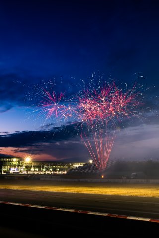 AMBIANCE, FIREWORKS
 | TWENTY-ONE CREATION
